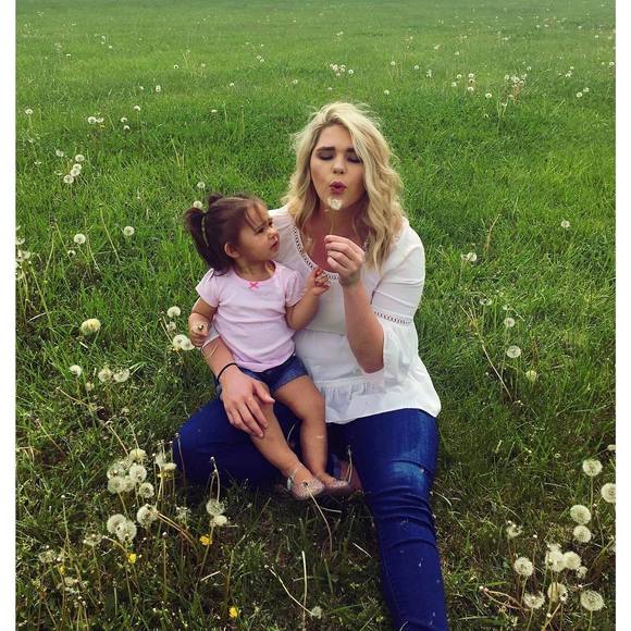 Meet your Posher, Julia - Picture 1 of 1